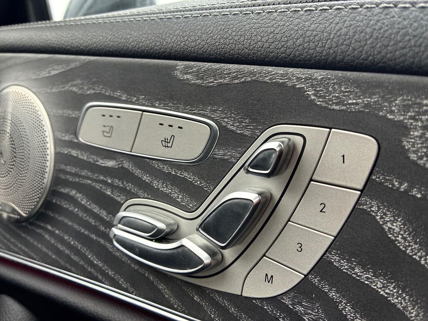 Used Mercedes-Benz E-Class 2022 for sale - 75987649: Photo 30