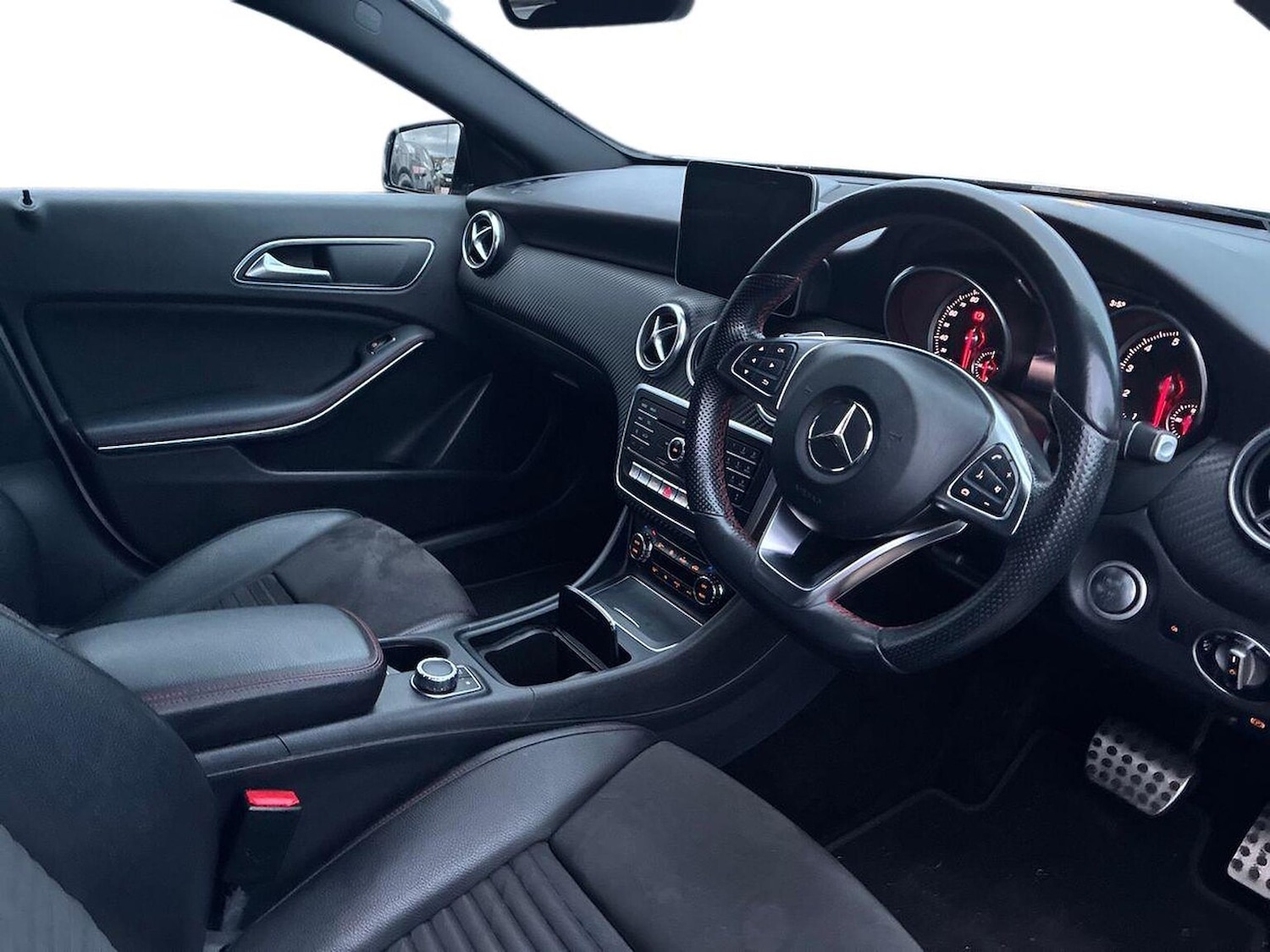 Used Mercedes-Benz A-Class 2017 for sale - 76845277: Photo 15