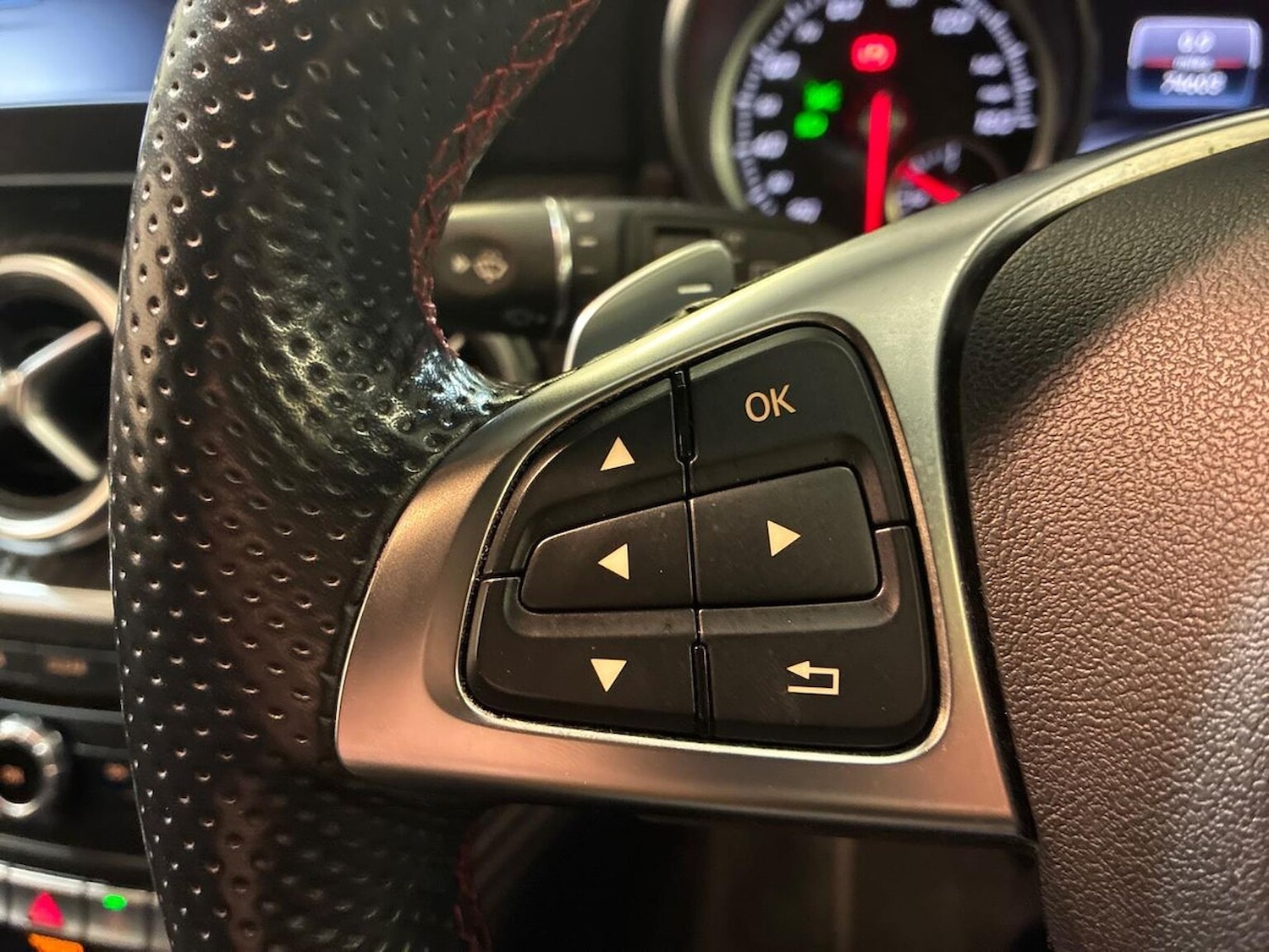 Used Mercedes-Benz A-Class 2017 for sale - 76845277: Photo 26