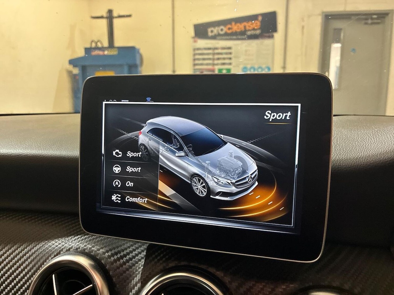 Used Mercedes-Benz A-Class 2017 for sale - 76845277: Photo 39