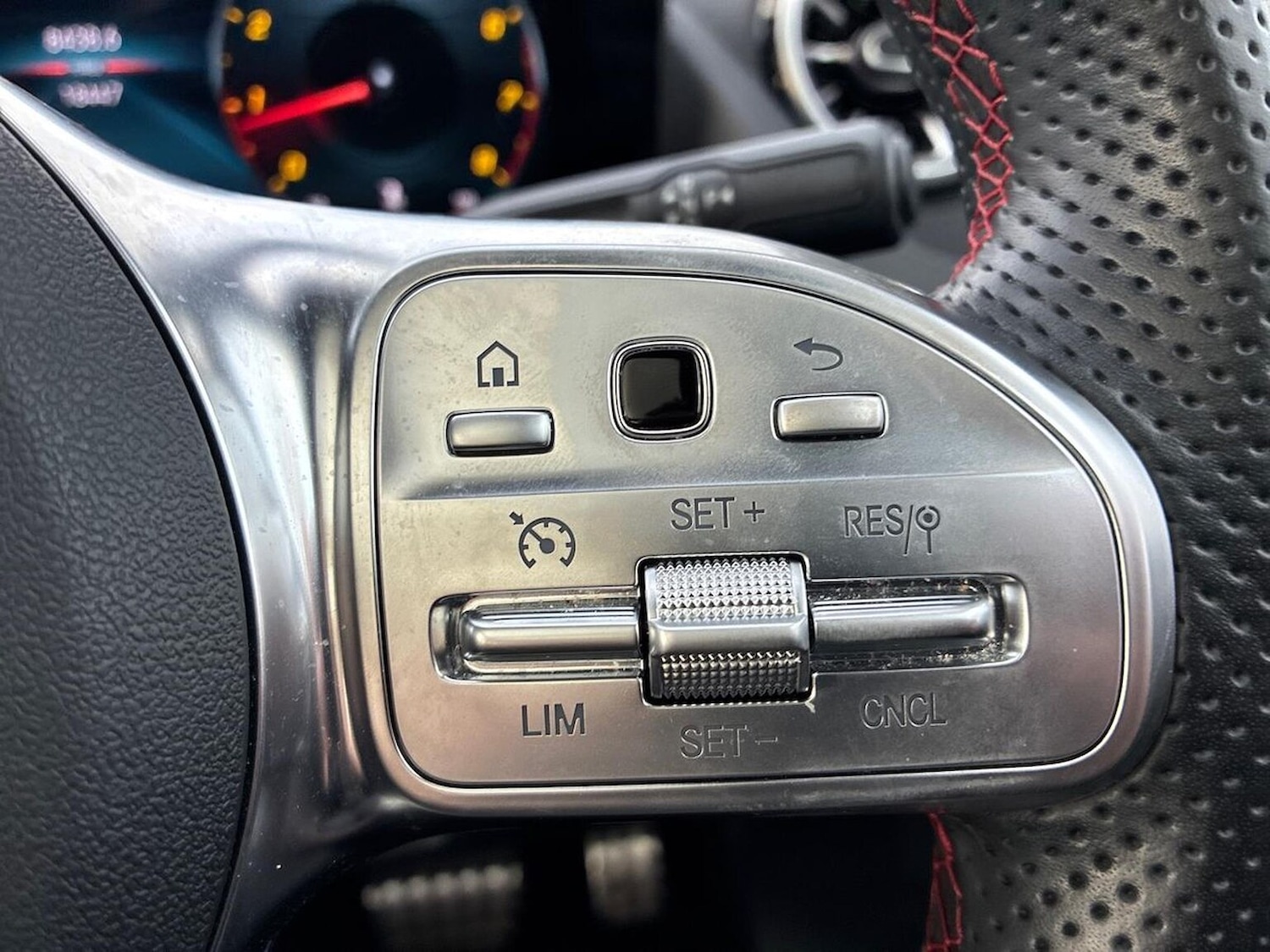 Used Mercedes-Benz GLA 2023 for sale - 77056908: Photo 29