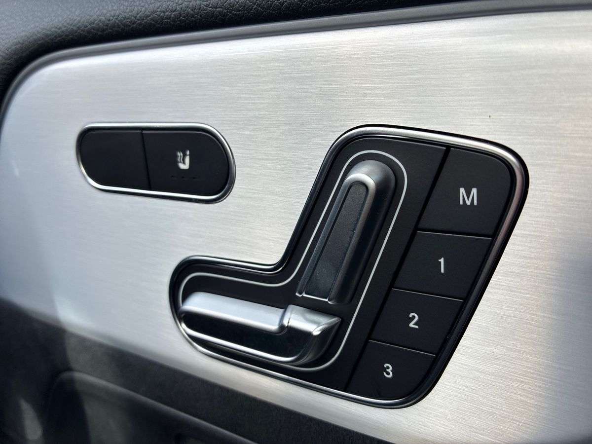 Used Mercedes-Benz GLA 2024 for sale - 77932914: Photo 30