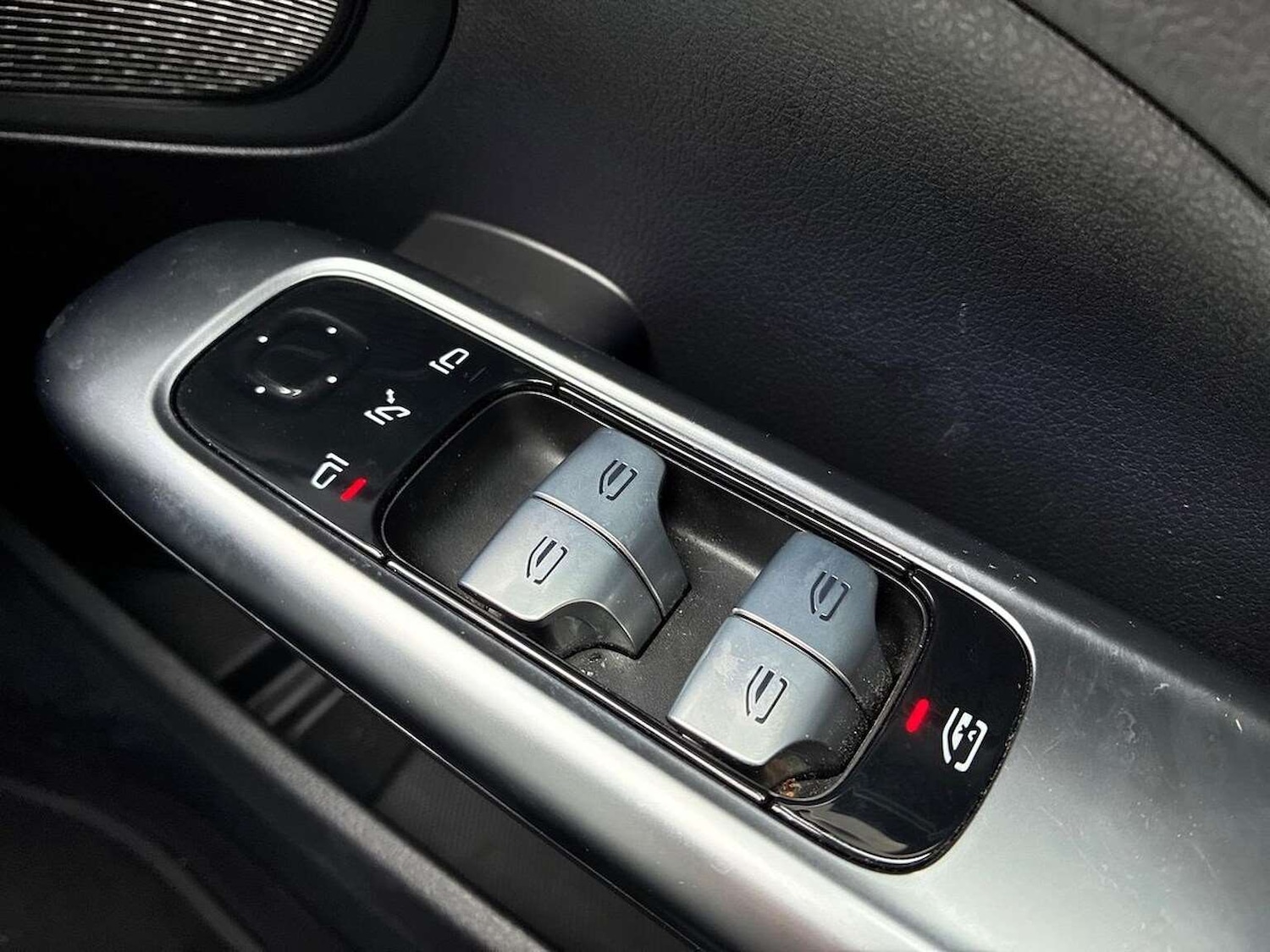 Used Mercedes-Benz C Class 2024 for sale - 77662560: Photo 21