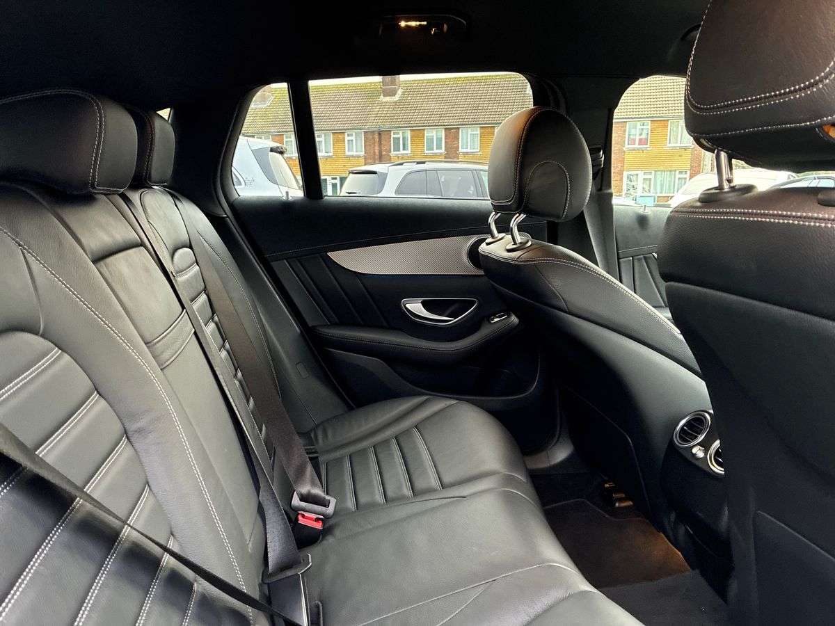 Used Mercedes-Benz EQC 2023 for sale - 78011623: Photo 16