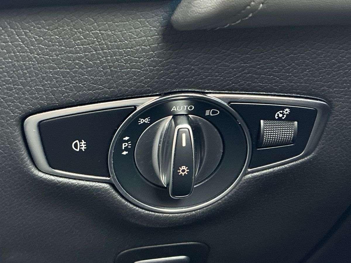 Used Mercedes-Benz EQC 2023 for sale - 78011623: Photo 22