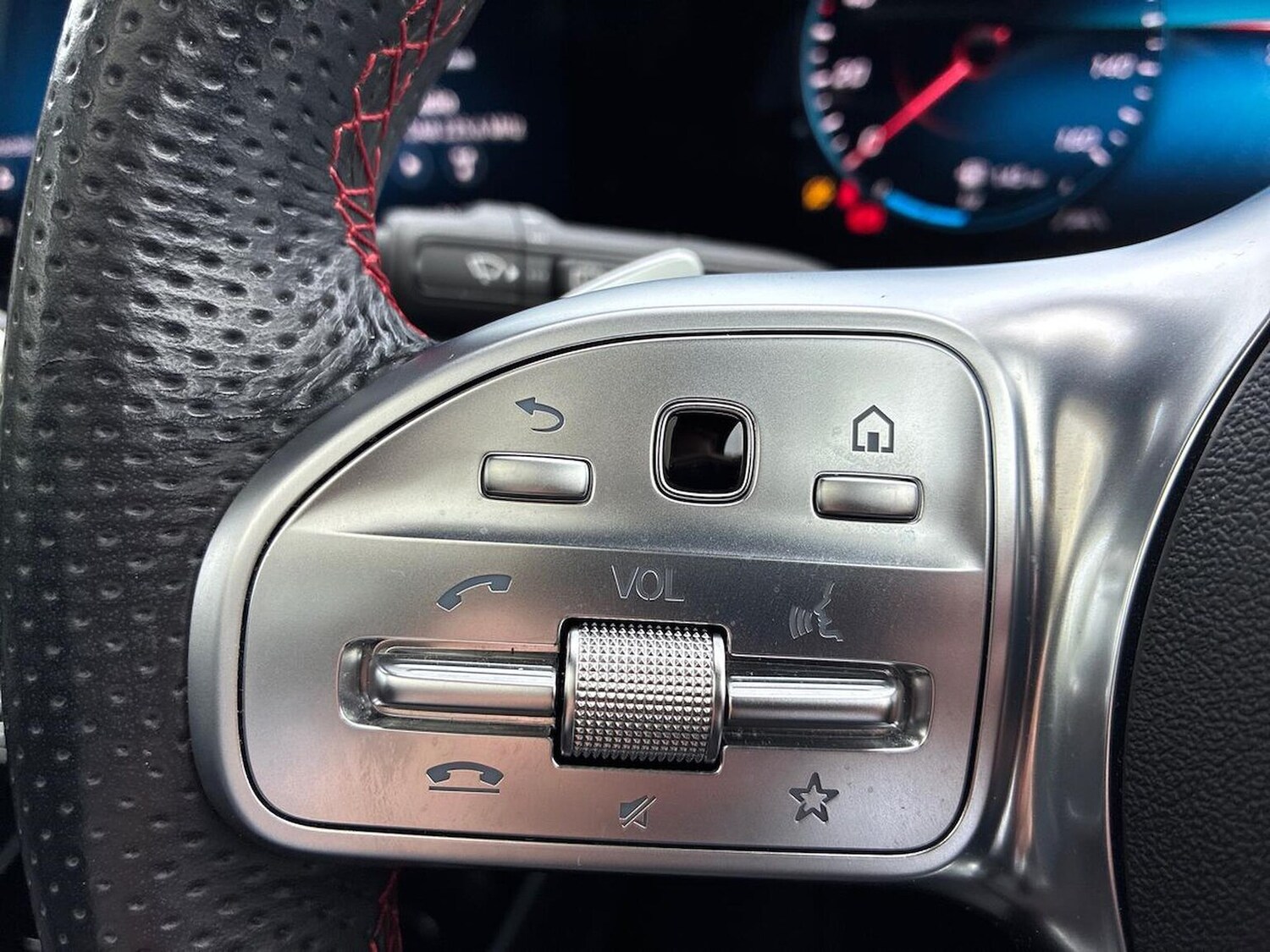 Used Mercedes-Benz B Class 2019 for sale - 76490568: Photo 27