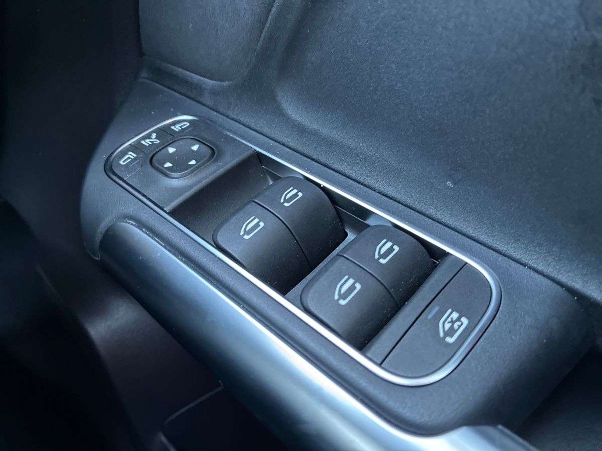 Used Mercedes-Benz EQA 2025 for sale - 77845360: Photo 21