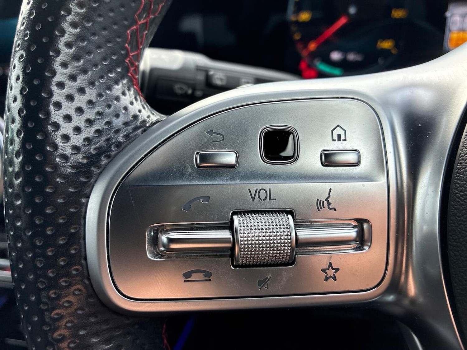 Used Mercedes-Benz EQA 2021 for sale - 76464644: Photo 27