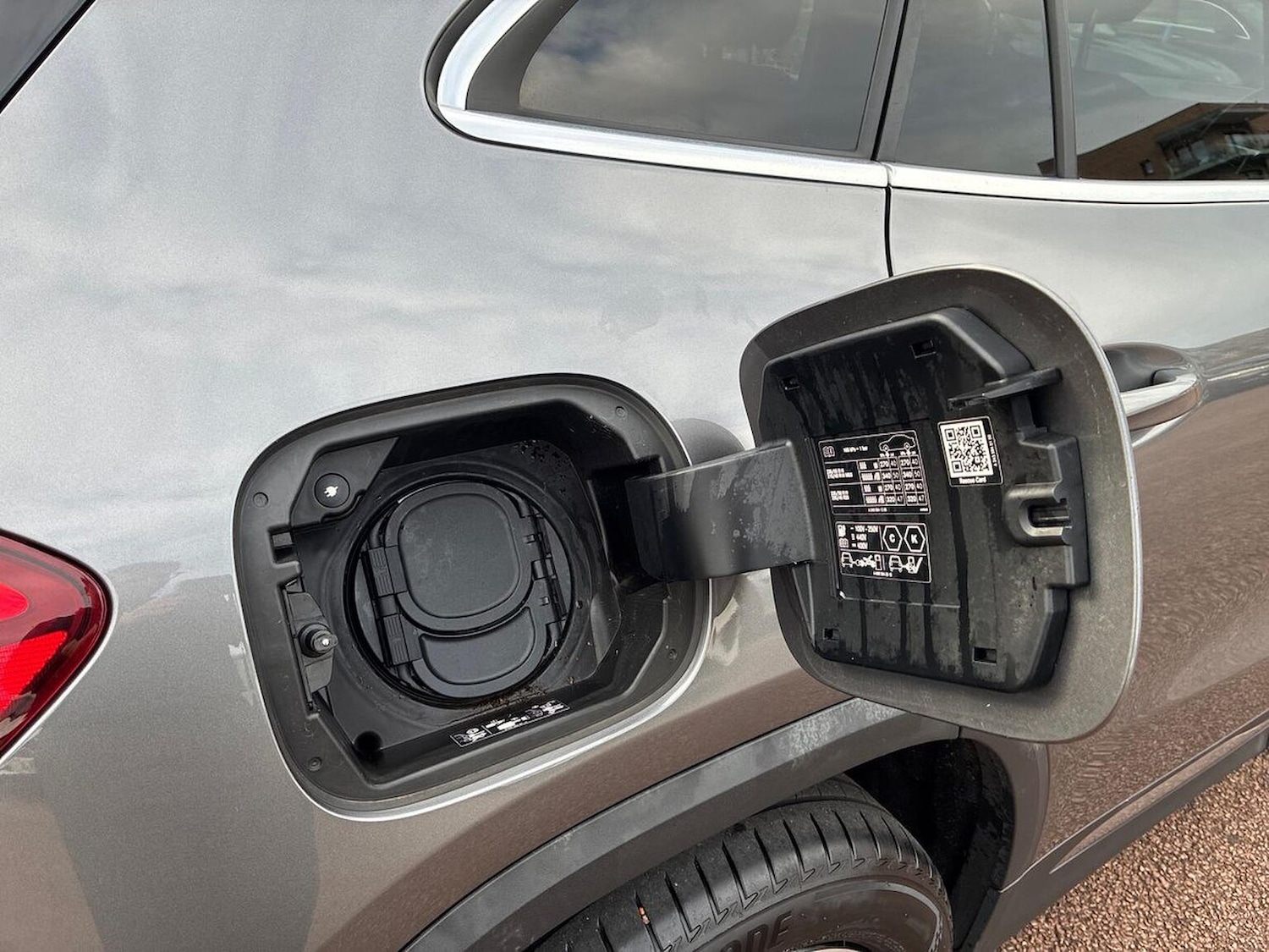 Used Mercedes-Benz EQA 2021 for sale - 76464644: Photo 42