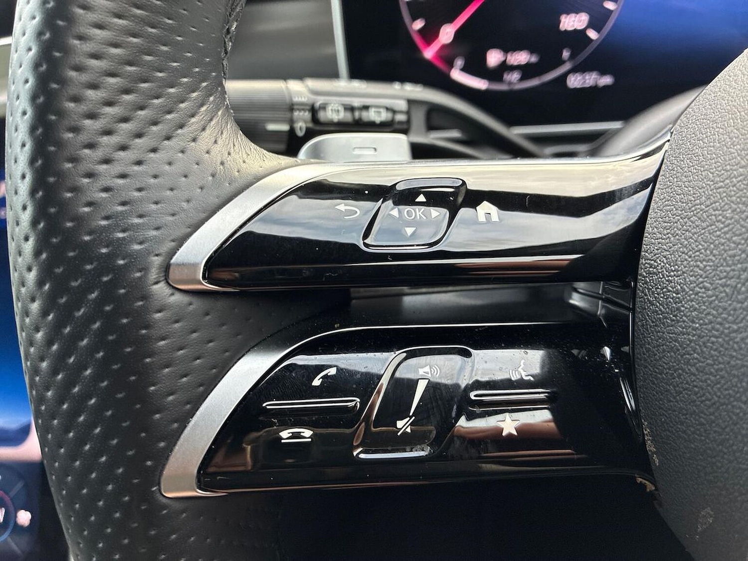 Used Mercedes-Benz C Class 2024 for sale - 76547625: Photo 27