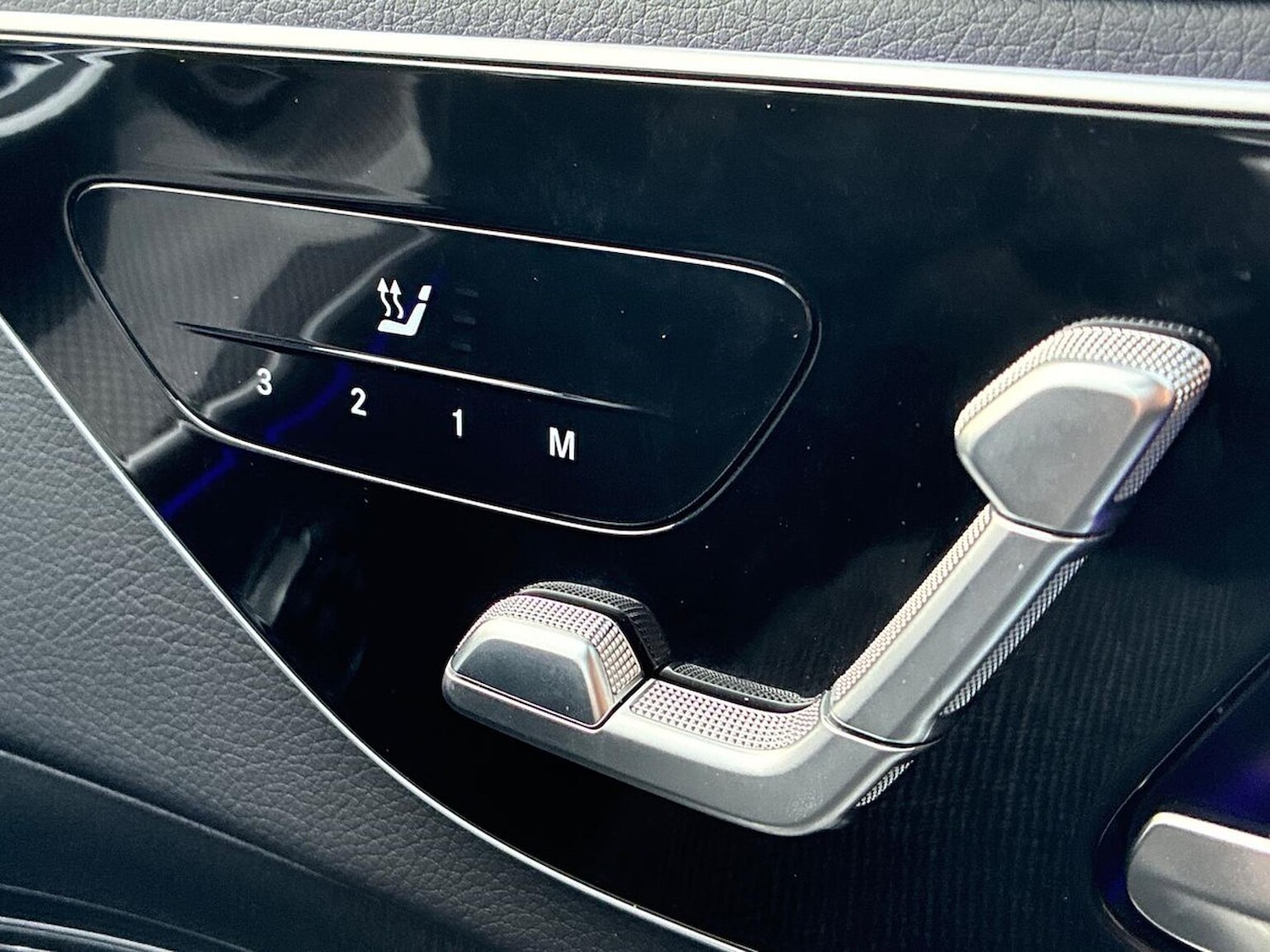 Used Mercedes-Benz C Class 2024 for sale - 76547625: Photo 31