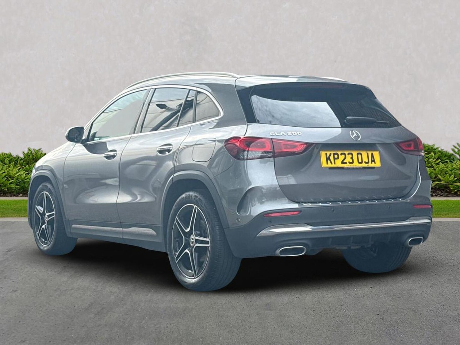 Used Mercedes-Benz GLA 2023 for sale - 76144228: Photo 2