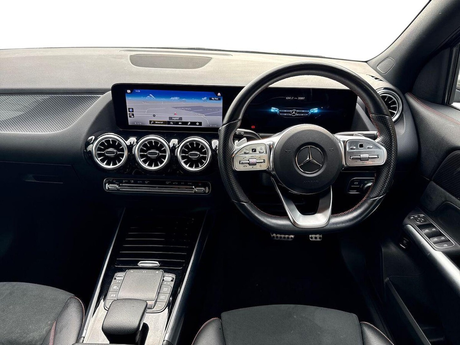 Used Mercedes-Benz GLA 2023 for sale - 76144228: Photo 9