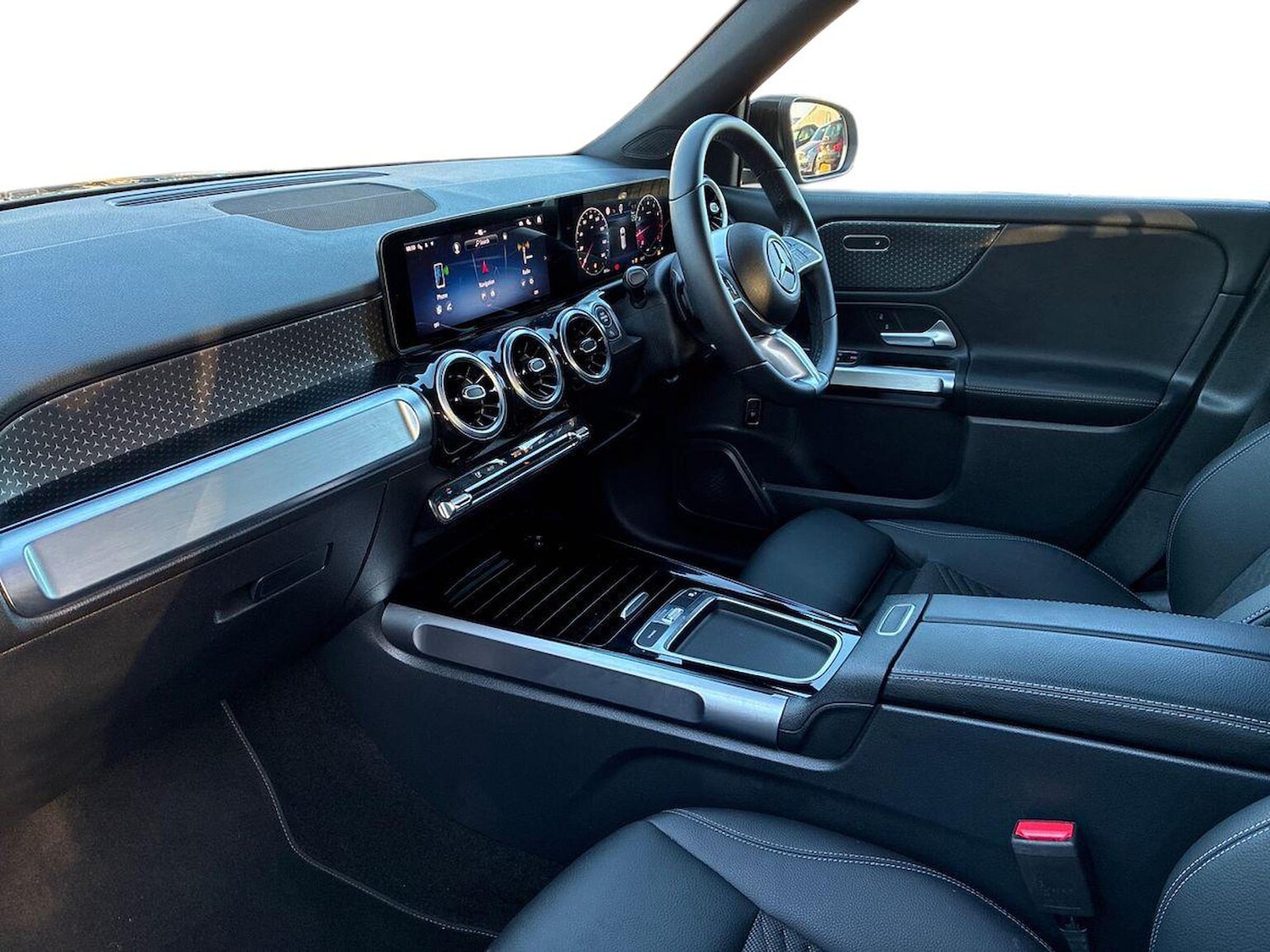 Used Mercedes-Benz GLB 2025 for sale - 76369168: Photo 7