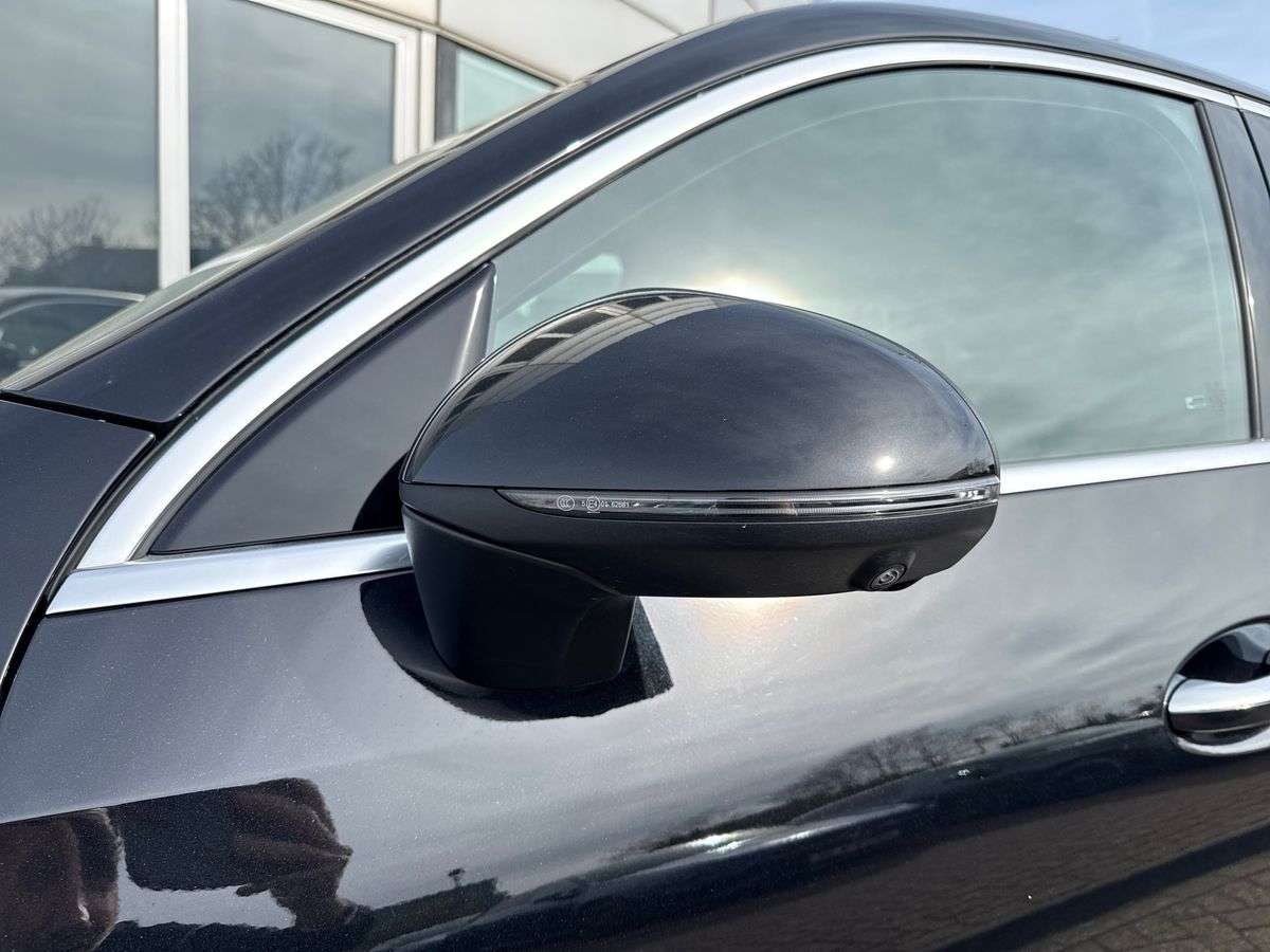 Used Mercedes-Benz GLC 2023 for sale - 78192259: Photo 38