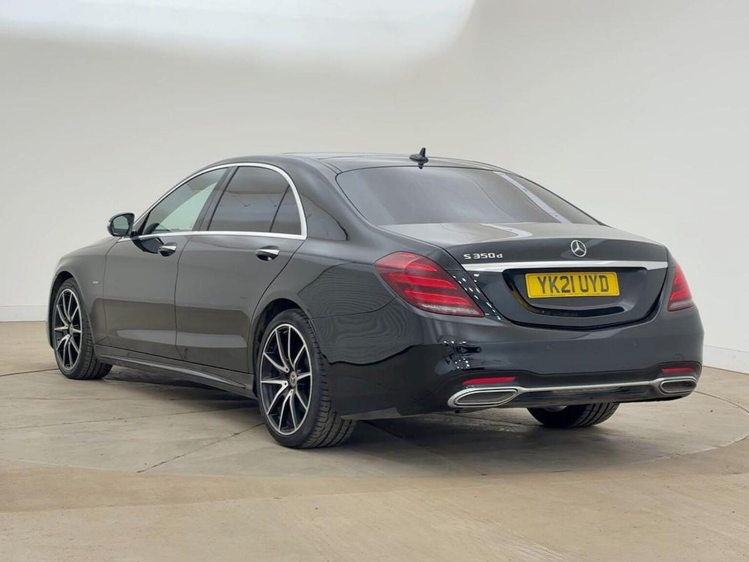 Used Mercedes-Benz S Class 2021 for sale - 76329985: Photo 2