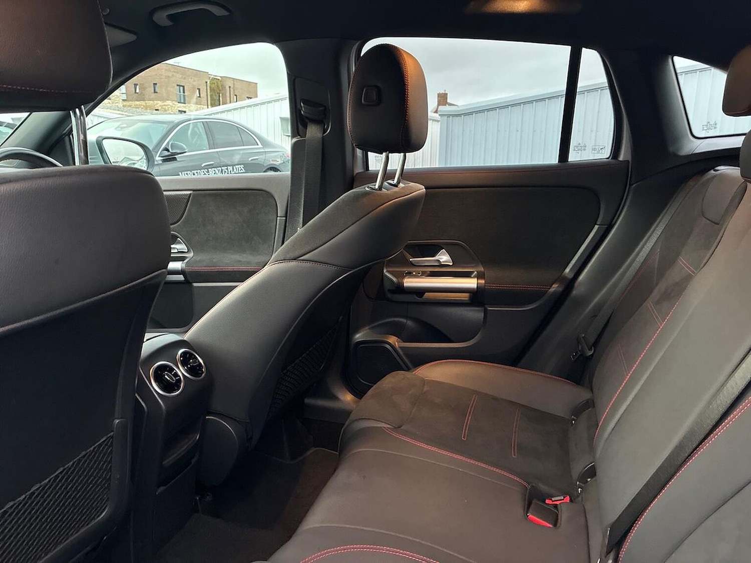 Used Mercedes-Benz GLA 2023 for sale - 76464649: Photo 17