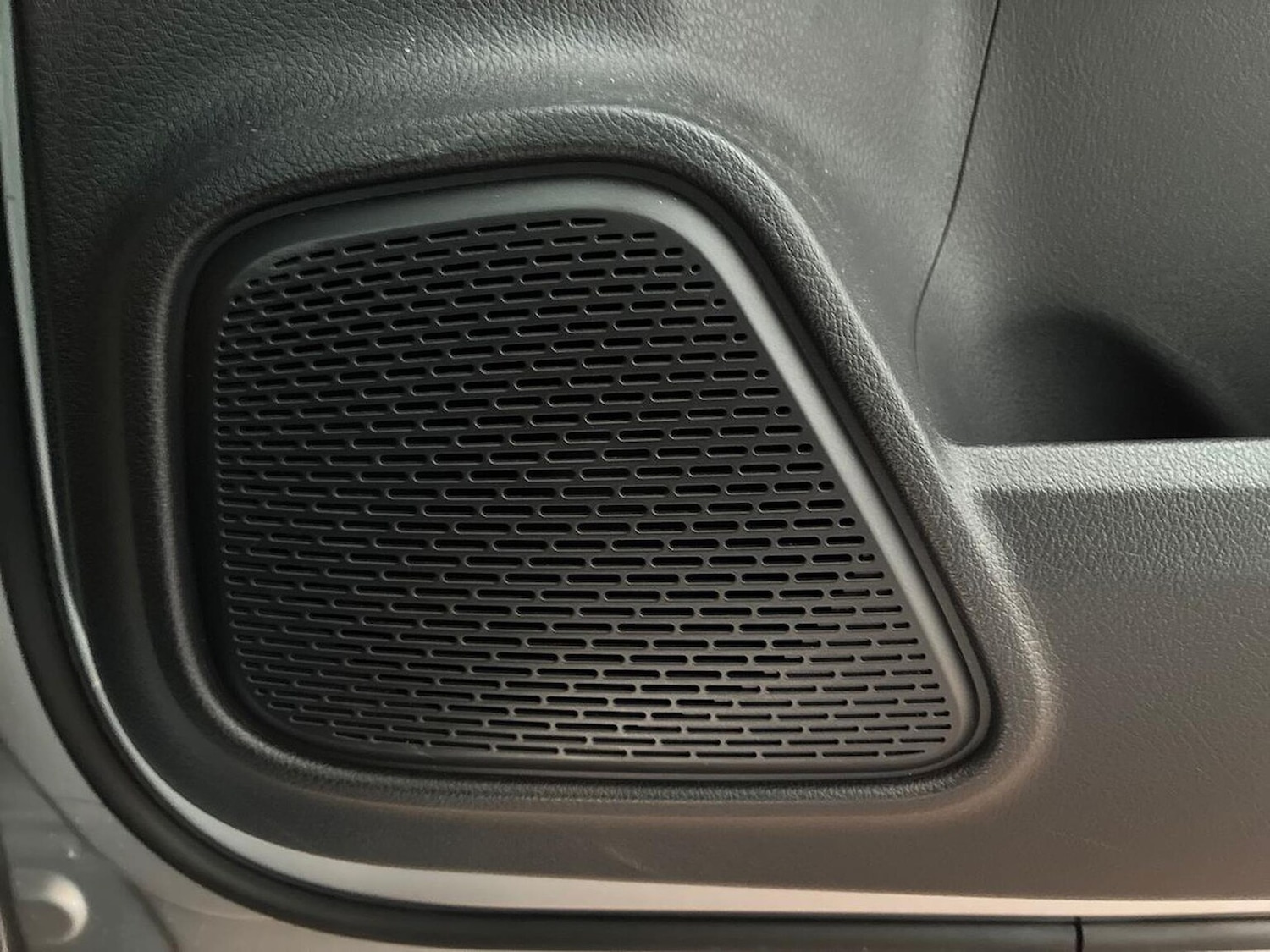 Used Mercedes-Benz GLA 2023 for sale - 76464649: Photo 32