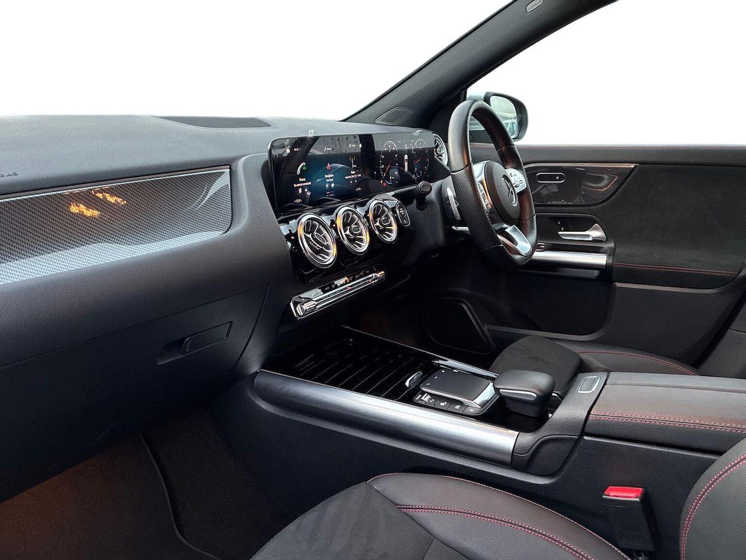 Used Mercedes-Benz GLA 2023 for sale - 76464649: Photo 8