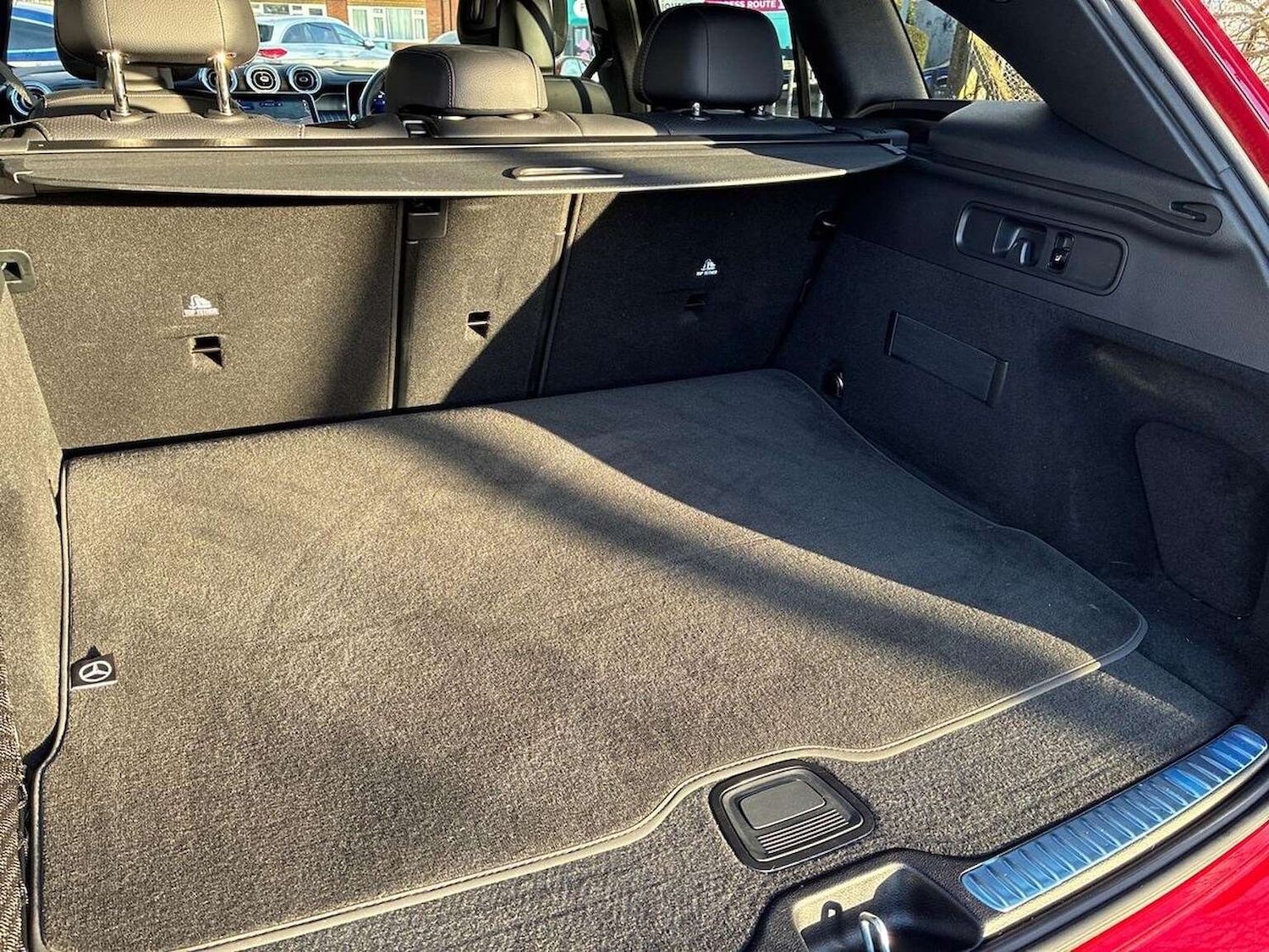 Used Mercedes-Benz GLC 2025 for sale - 77662531: Photo 17