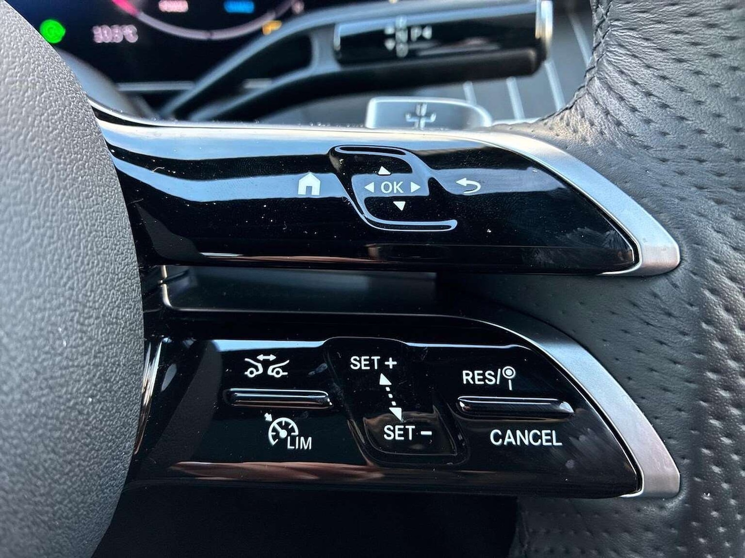 Used Mercedes-Benz GLC 2025 for sale - 77662531: Photo 27