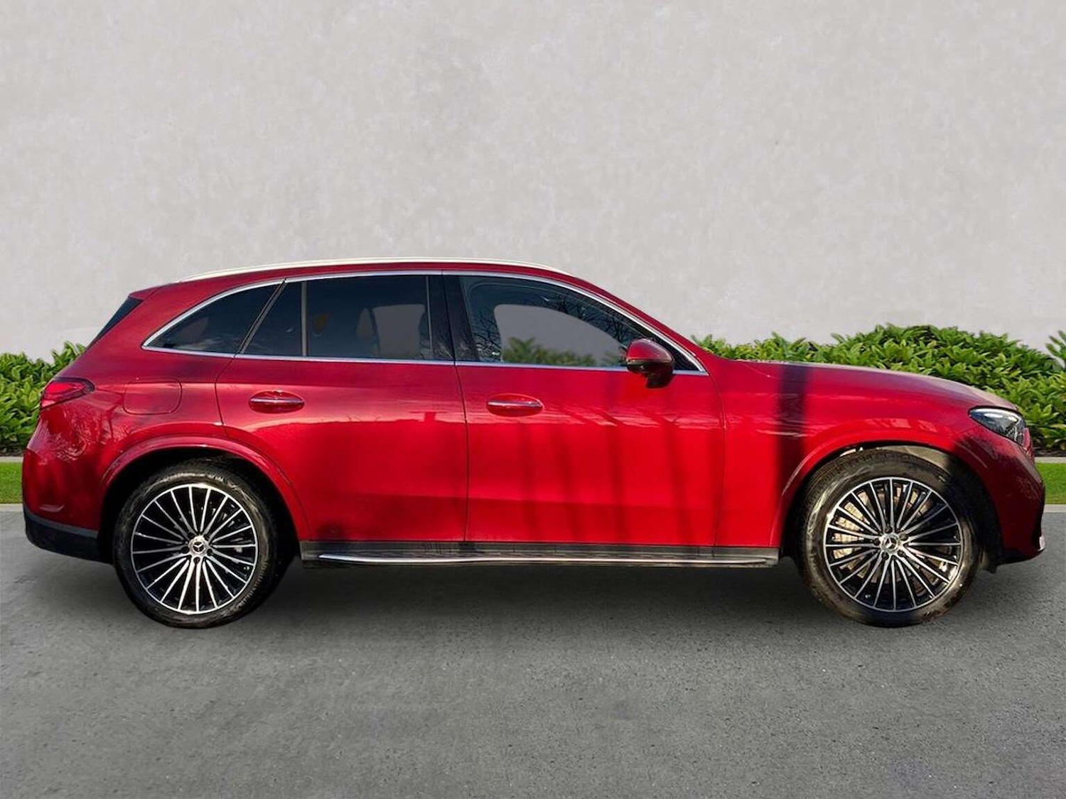 Used Mercedes-Benz GLC 2025 for sale - 77662531: Photo 3