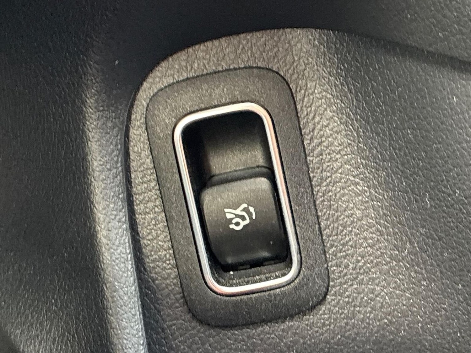 Used Mercedes-Benz CLA 2022 for sale - 76357862: Photo 39