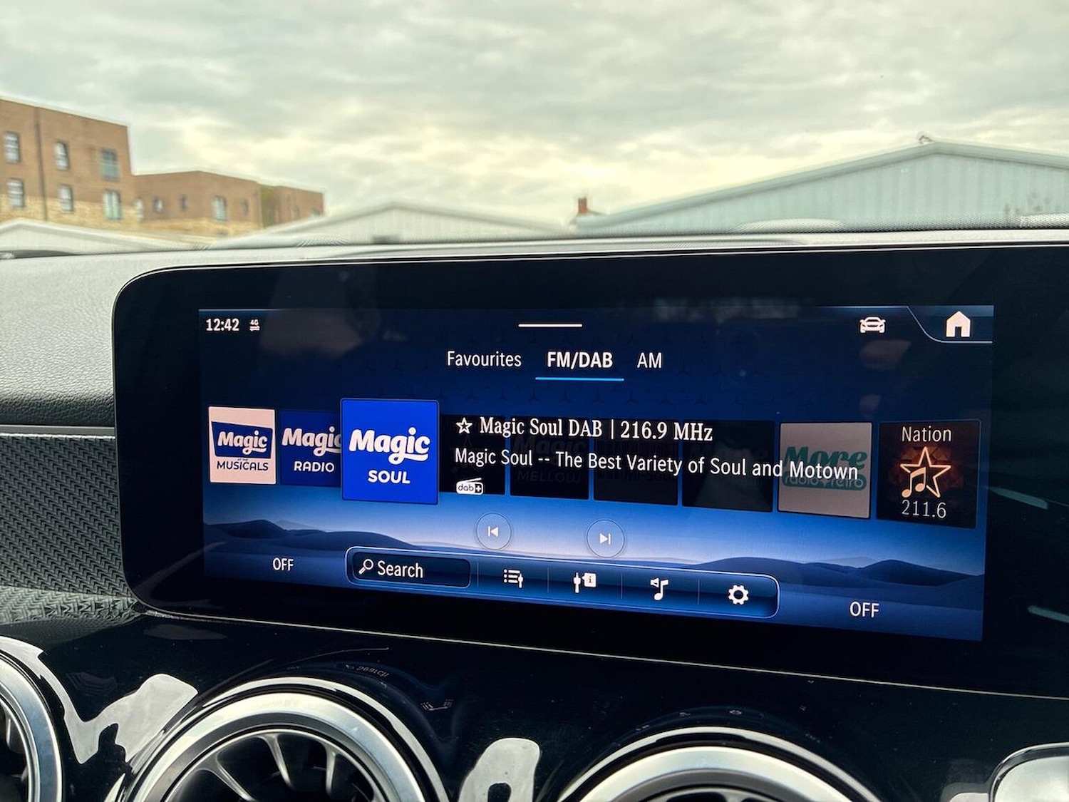 Used Mercedes-Benz GLB 2024 for sale - 76490571: Photo 25