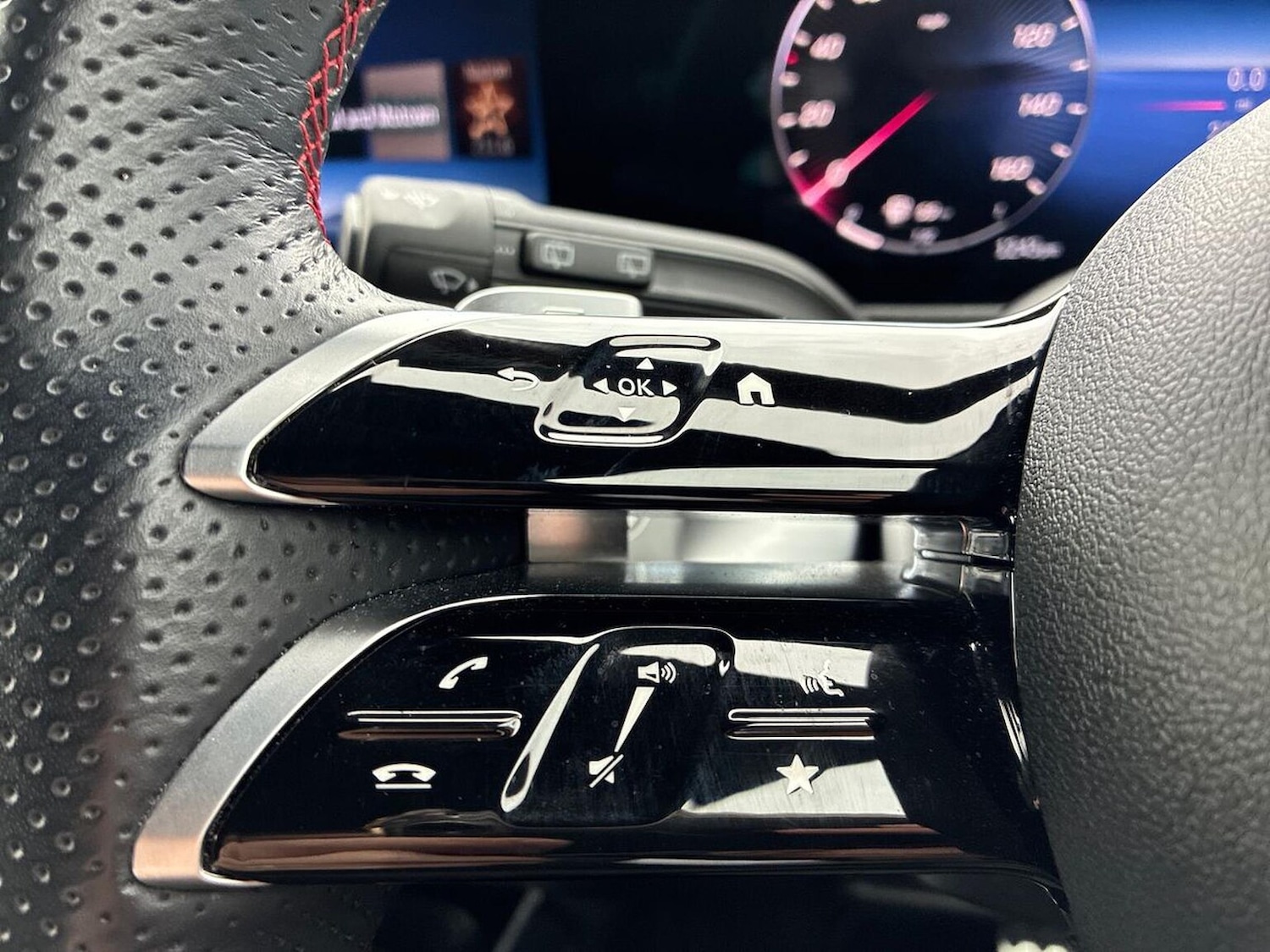 Used Mercedes-Benz GLB 2024 for sale - 76490571: Photo 26