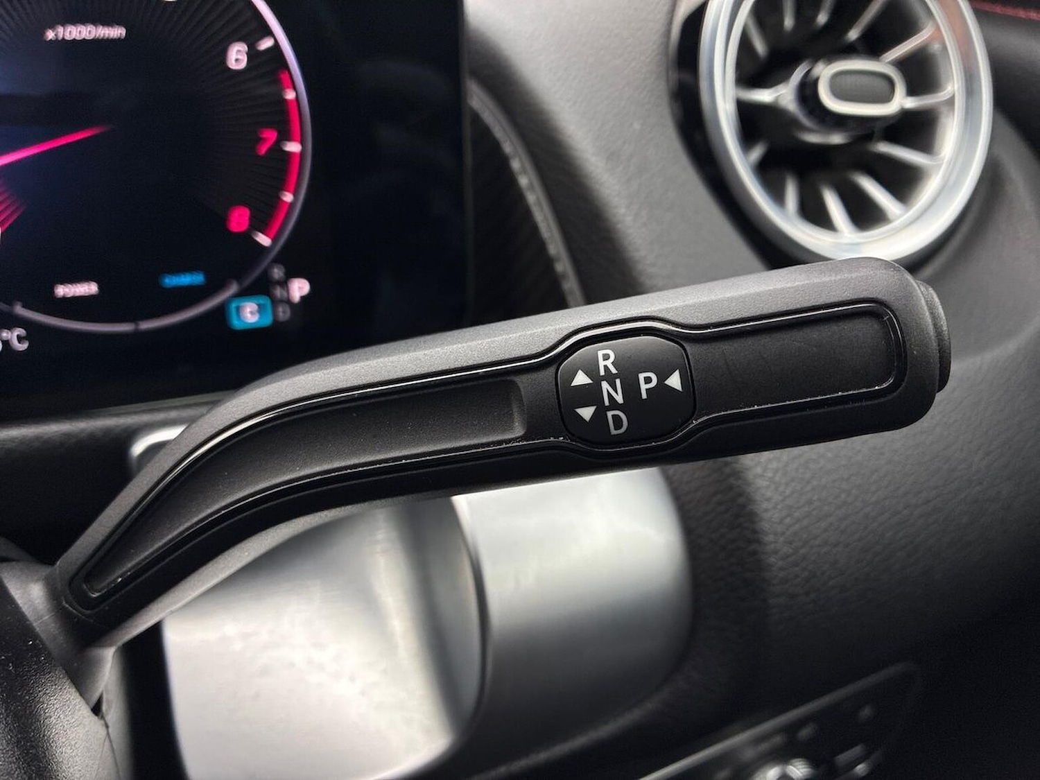 Used Mercedes-Benz GLB 2024 for sale - 76490571: Photo 29