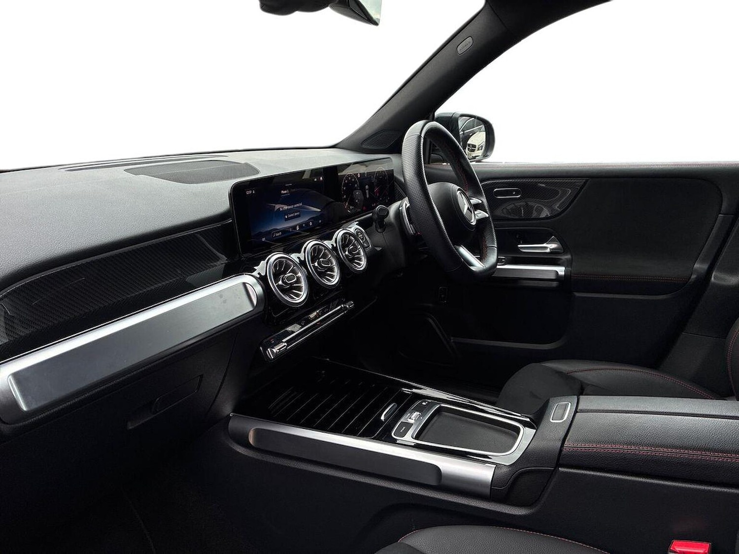 Used Mercedes-Benz GLB 2024 for sale - 76490571: Photo 7