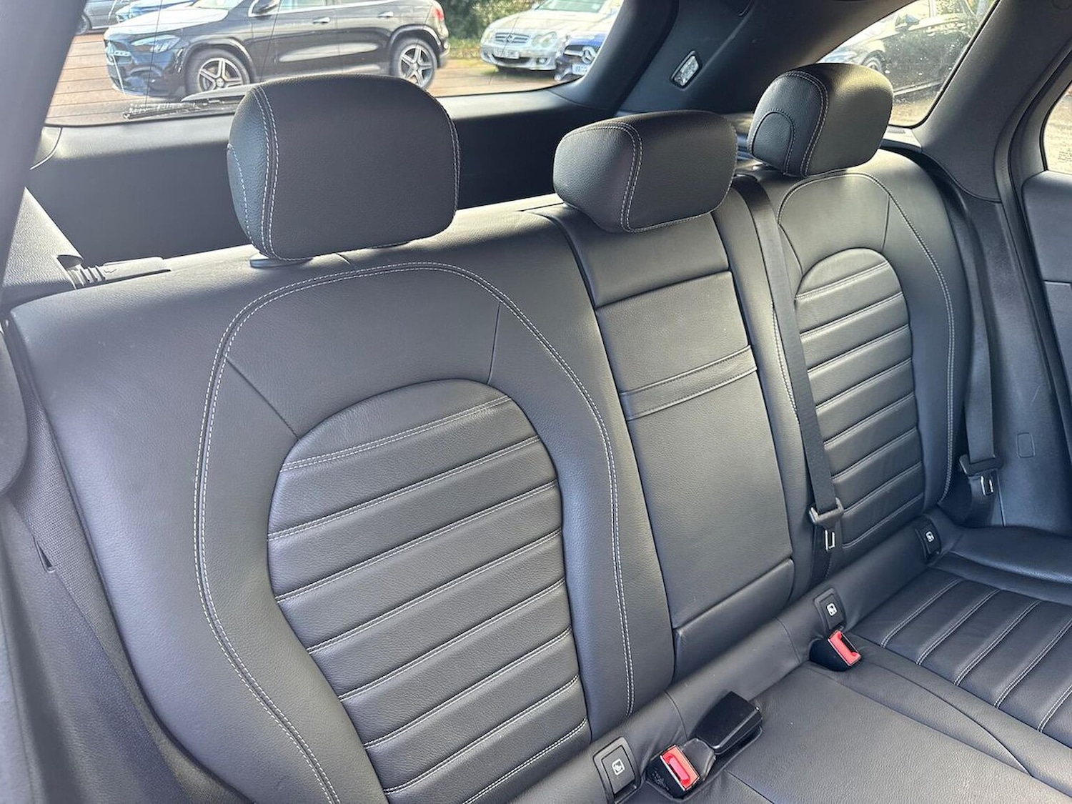 Used Mercedes-Benz GLC 2019 for sale - 76951153: Photo 17