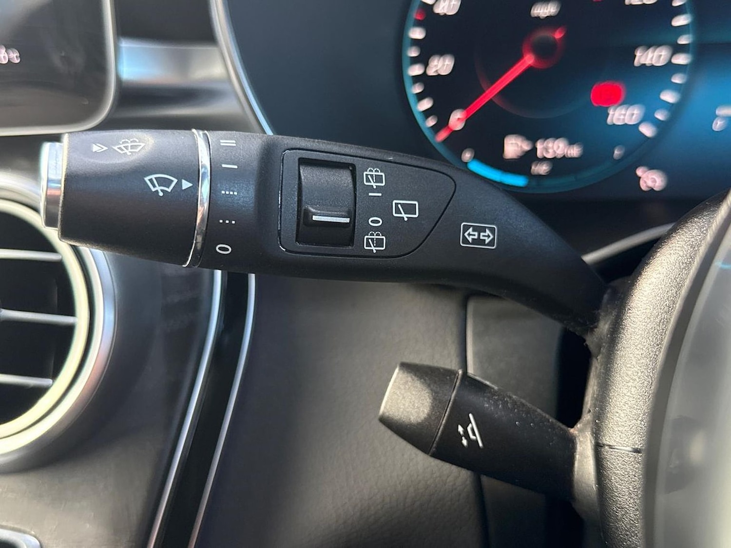 Used Mercedes-Benz GLC 2019 for sale - 76951153: Photo 29