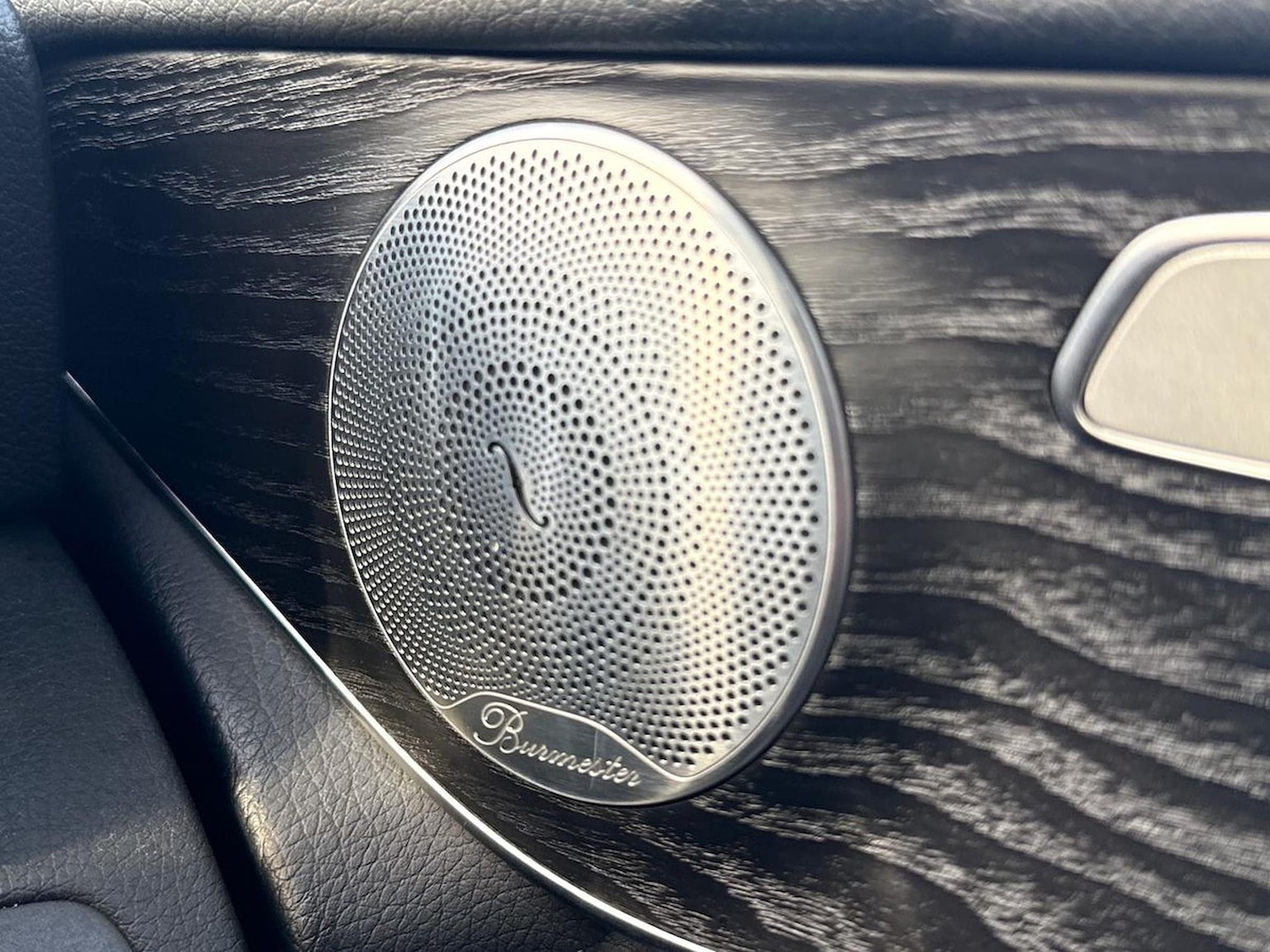 Used Mercedes-Benz GLC 2019 for sale - 76951153: Photo 32