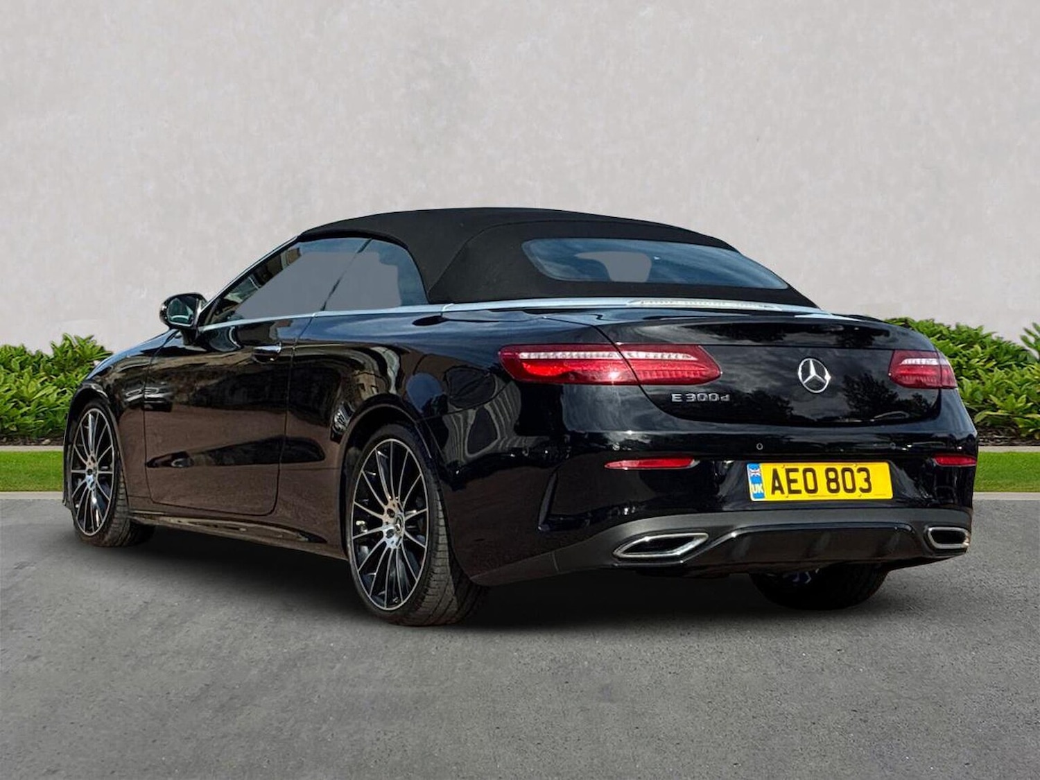 Used Mercedes-Benz E-Class 2020 for sale - 76157144: Photo 2