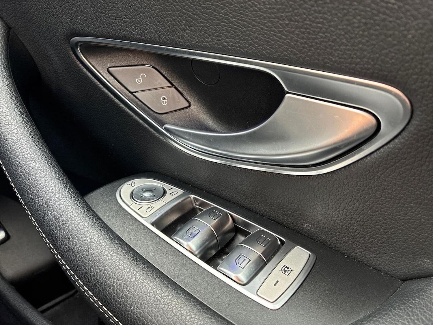 Used Mercedes-Benz E-Class 2020 for sale - 76157144: Photo 21