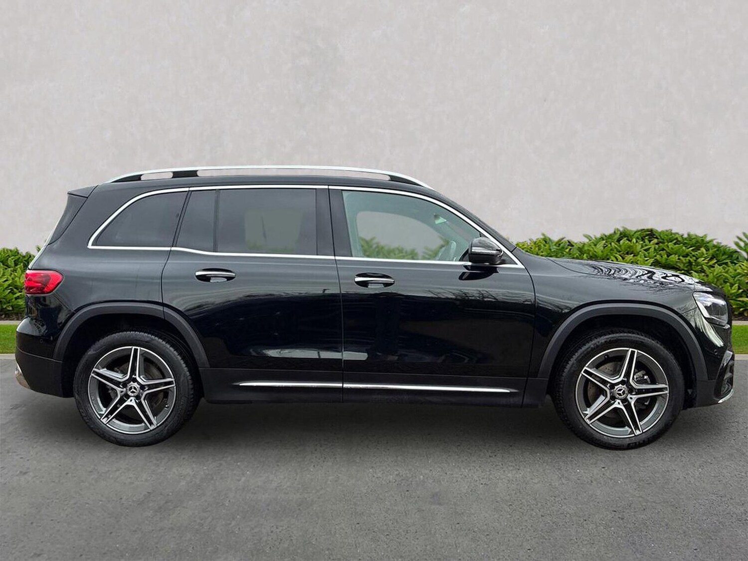 Used Mercedes-Benz GLB 2024 for sale - 76845284: Photo 3