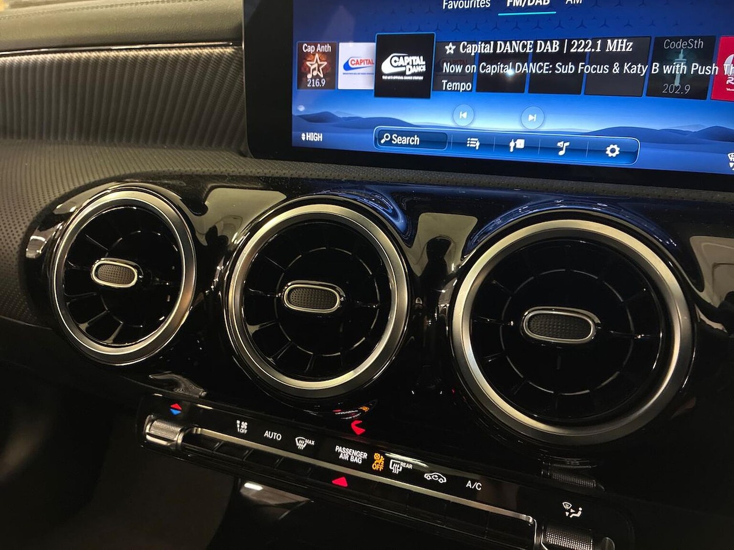 Used Mercedes-Benz CLA 2024 for sale - 76547624: Photo 12