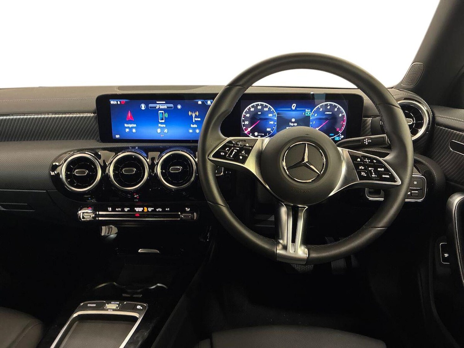 Used Mercedes-Benz CLA 2024 for sale - 76547624: Photo 9