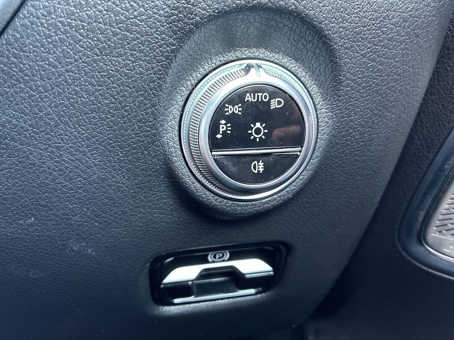 Used Mercedes-Benz C Class 2023 for sale - 76681672: Photo 23