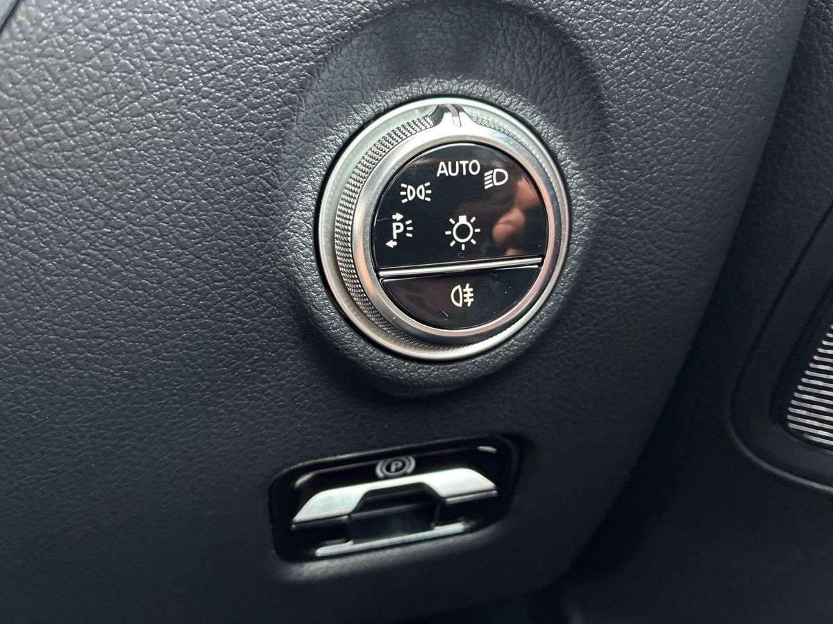 Used Mercedes-Benz C Class 2025 for sale - 77572919: Photo 22