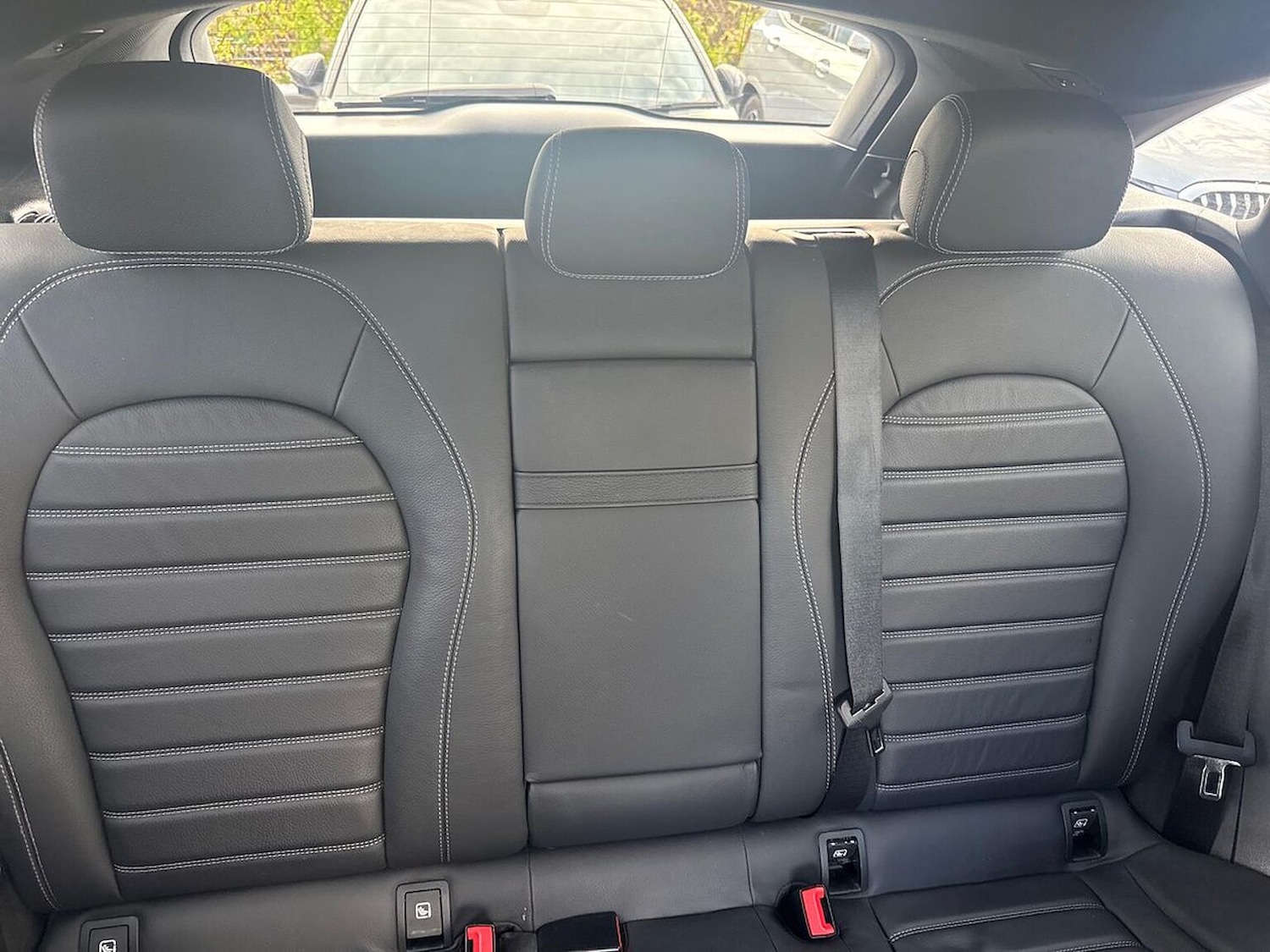 Used Mercedes-Benz EQC 2019 for sale - 76342940: Photo 16
