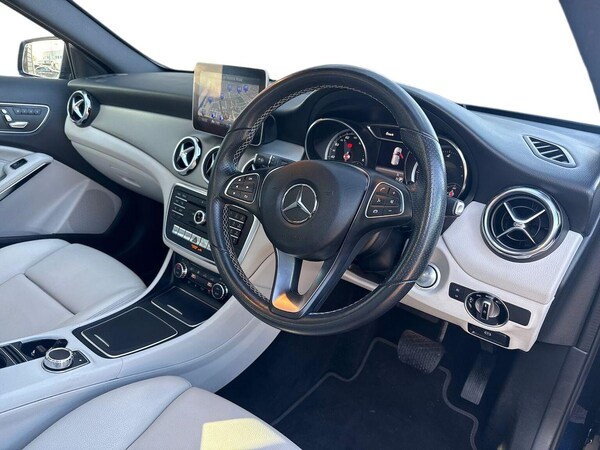Used Mercedes-Benz GLA 2018 for sale - 76174208: Photo 15