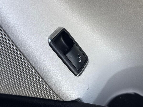 Used Mercedes-Benz GLA 2018 for sale - 76174208: Photo 28