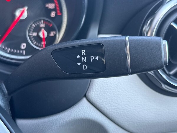 Used Mercedes-Benz GLA 2018 for sale - 76174208: Photo 30