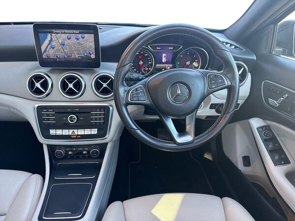 Used Mercedes-Benz GLA 2018 for sale - 76174208: Photo 9