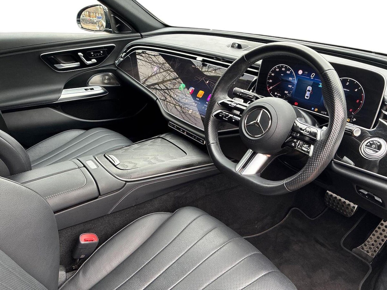 Used Mercedes-Benz E Class 2024 for sale - 76885052: Photo 15