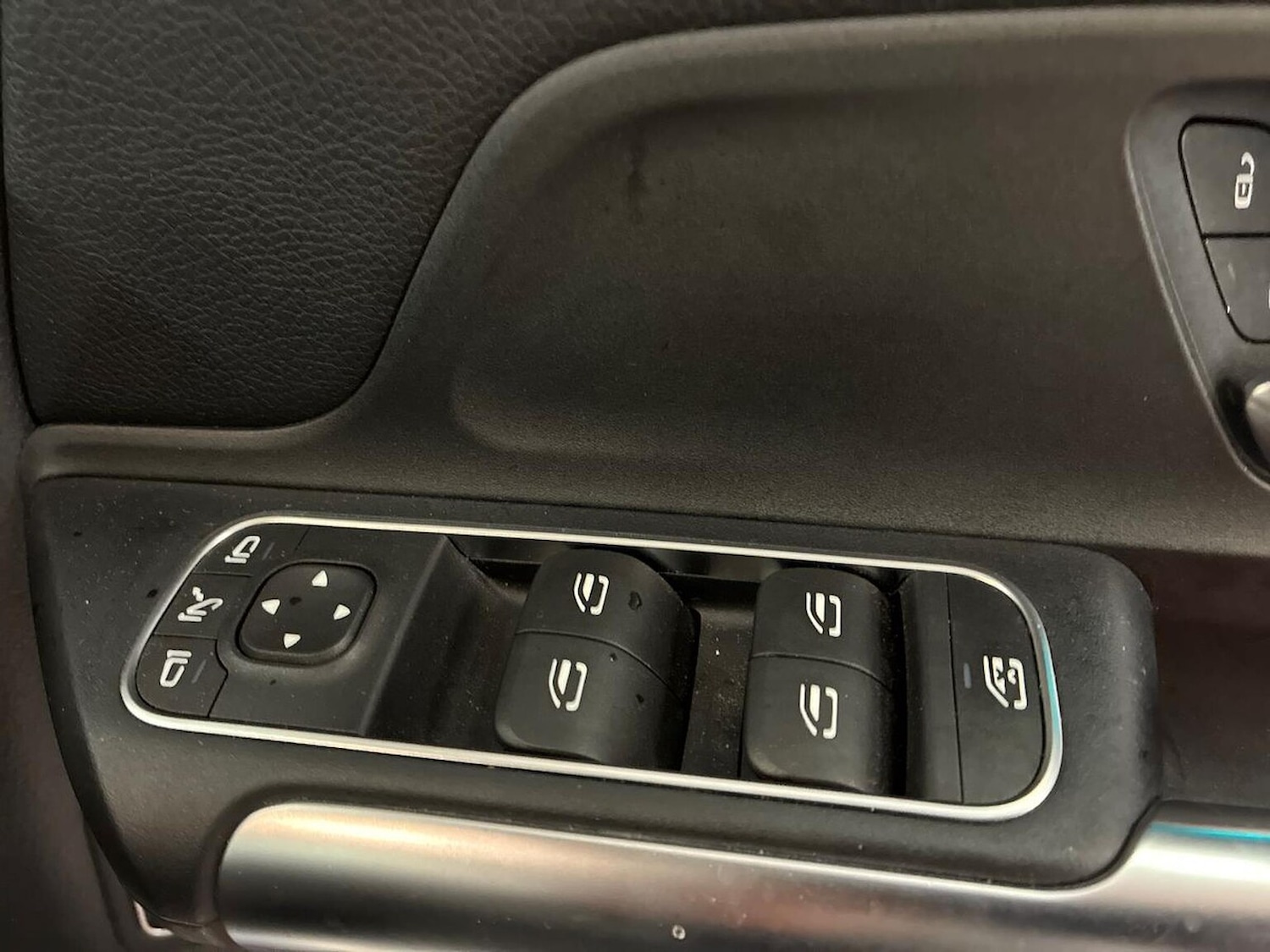 Used Mercedes-Benz GLA 2021 for sale - 76578323: Photo 20