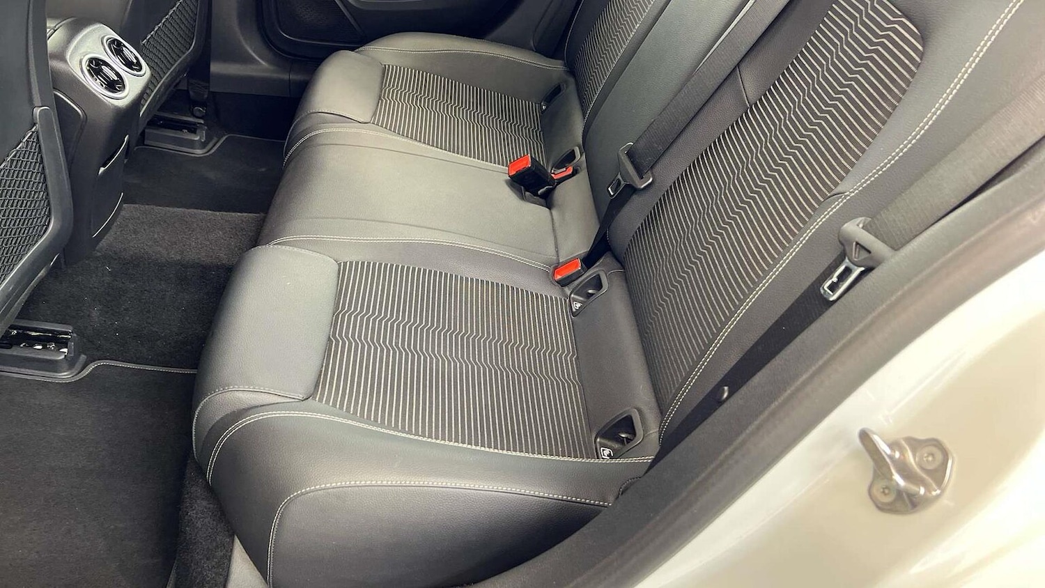 Used Mercedes-Benz A-Class 2021 for sale - 76292942: Photo 16