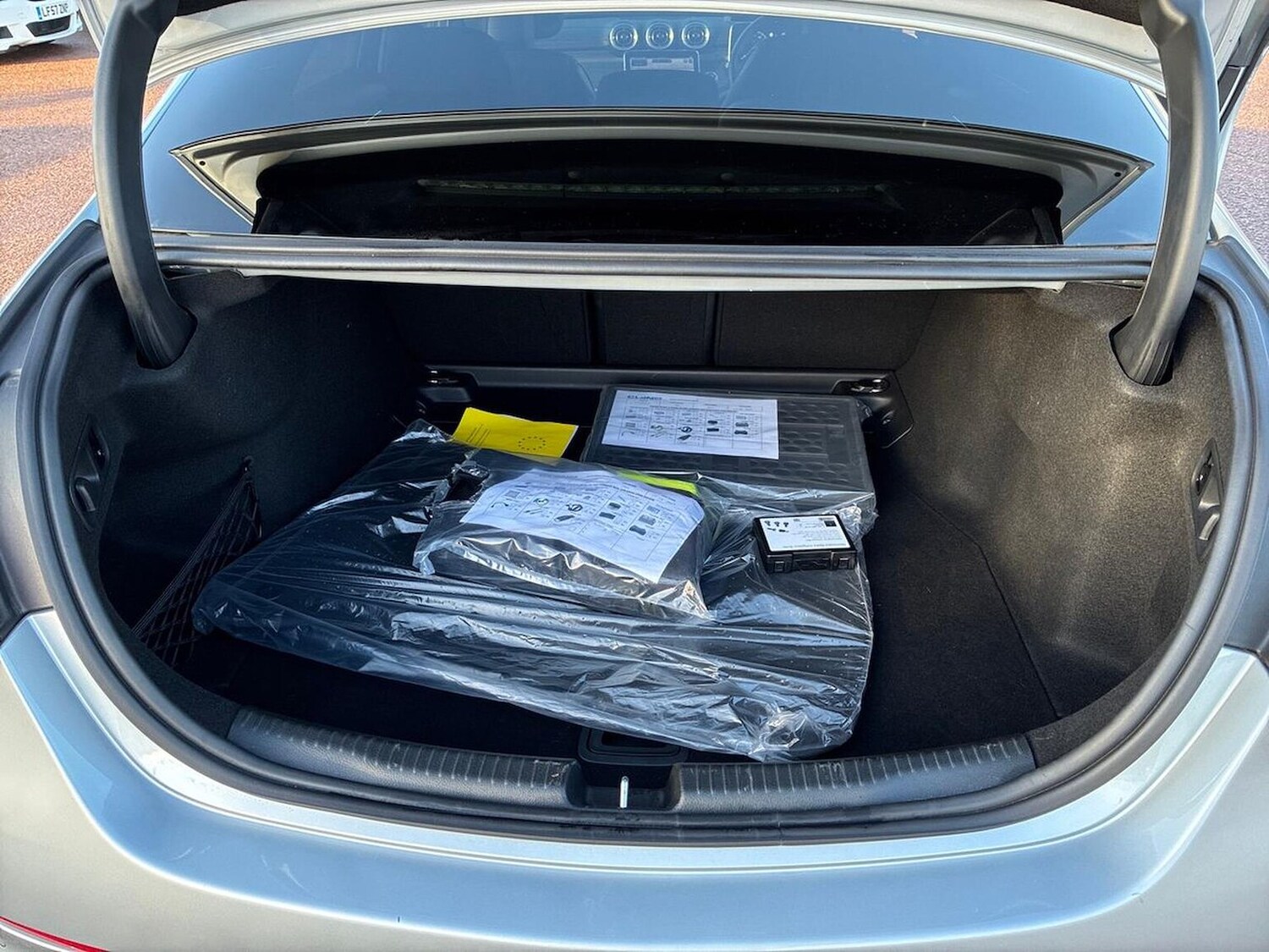 Used Mercedes-Benz C Class 2024 for sale - 77488733: Photo 17